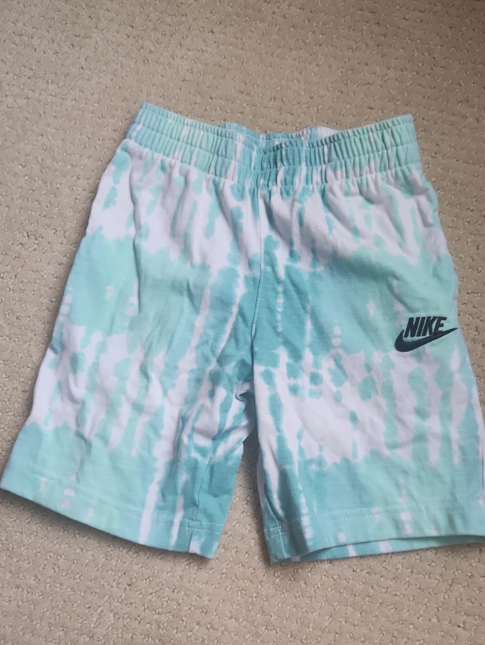 ❤️3/$15❤️Nike Kids Mint Green and White Tie-Dye Shorts